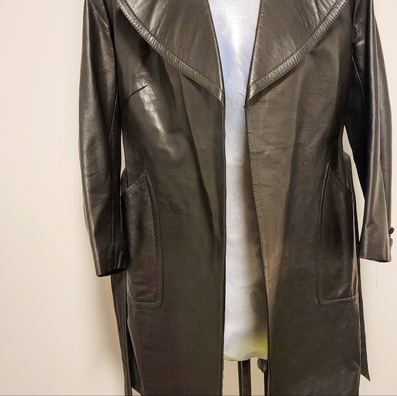 Mid Length Black Leather Jacket - Picture 4 of 5